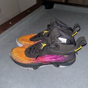 Size 10 - Jordan 36 “Heatwave” Model CZ2650 002